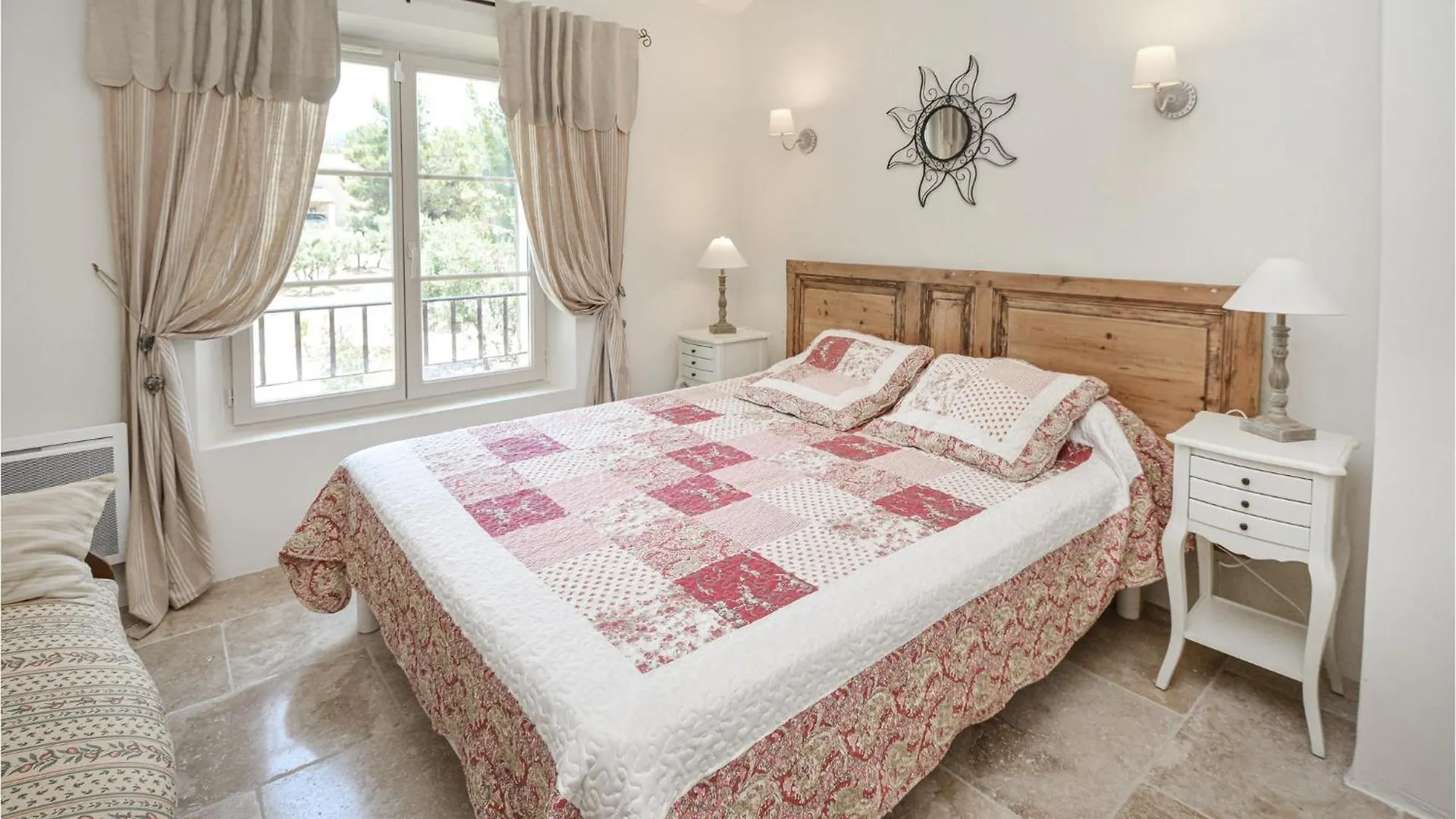 Beautiful Home In Eygalieres With Kitchen France